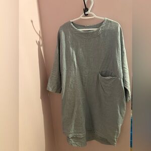 Relaxed Pocket Tunic Top